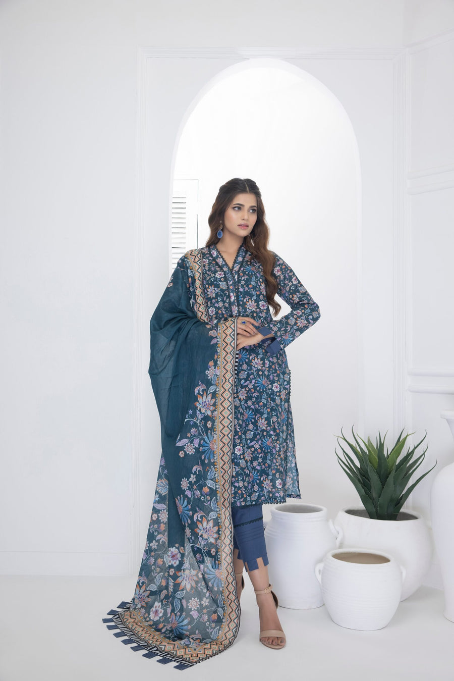 Regalia Salina Digital Printed Lawn Unstitched 3 Piece Suit S6-12
