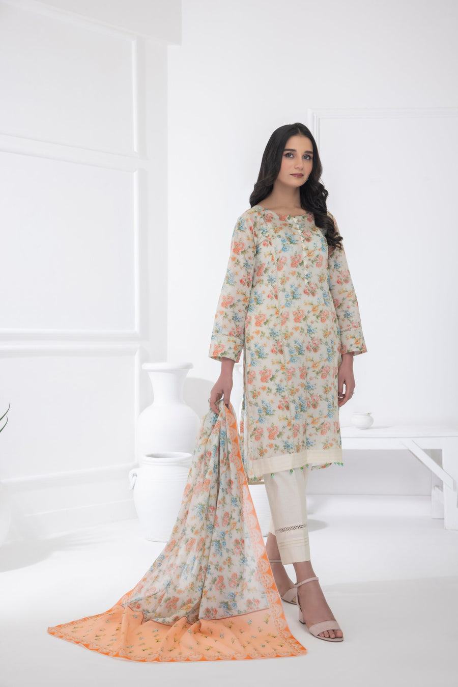 Regalia Salina Digital Printed Lawn Unstitched 3 Piece Suit S6-06