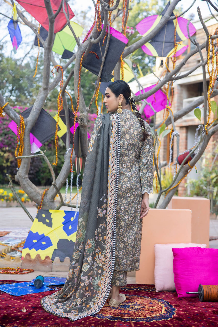 Regalia Salina Embroidered Chikankari Unstitched 3 Piece Suit SCK-10