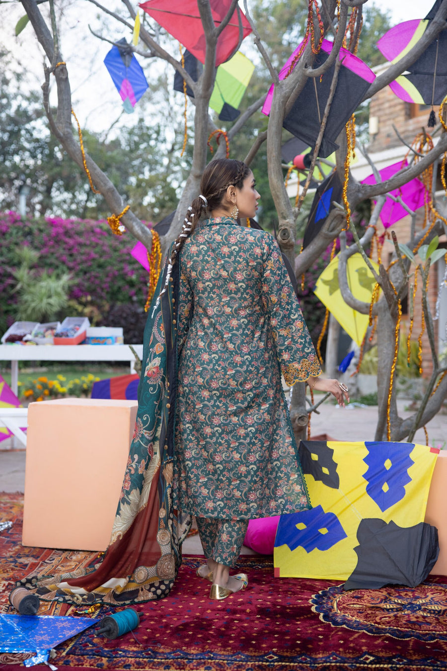 Regalia Salina Embroidered Chikankari Unstitched 3 Piece Suit SCK-11
