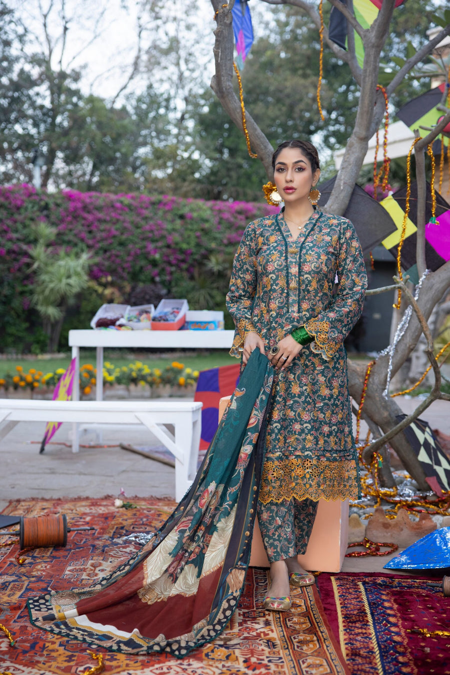 Regalia Salina Embroidered Chikankari Unstitched 3 Piece Suit SCK-11