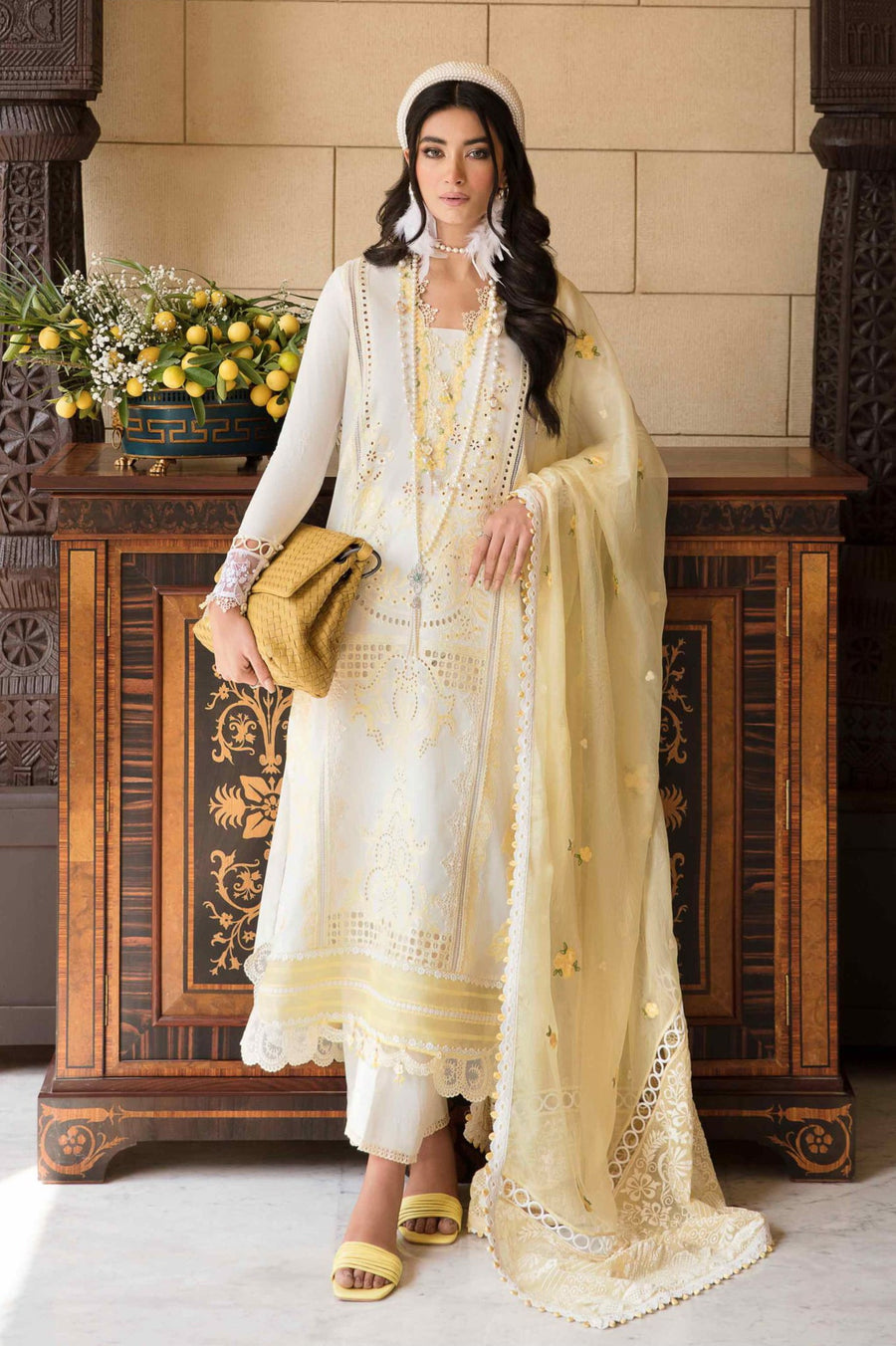 Sable Vogue Embroidered Luxury Lawn Unstitched 3 Piece Suit - Bela