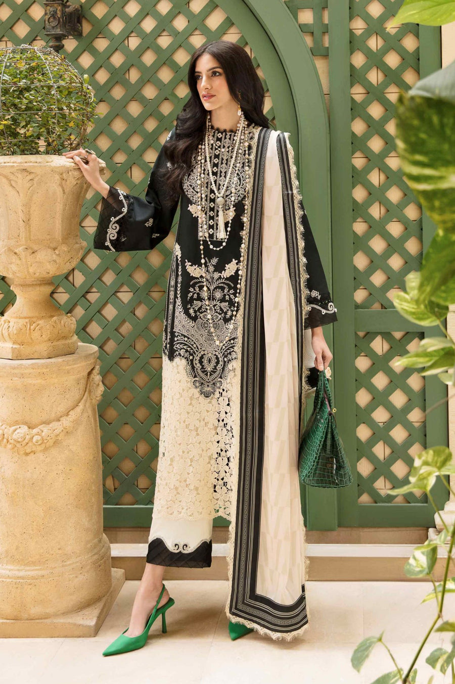 Sable Vogue Embroidered Luxury Lawn Unstitched 3 Piece Suit - Jhea