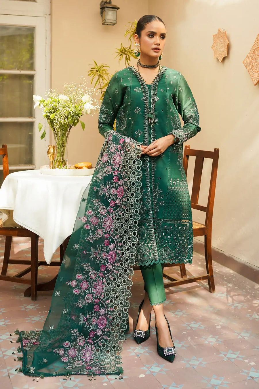 Baroque Fashion Embroidered Lawn Unstitched 3Piece Suit SL10-D02