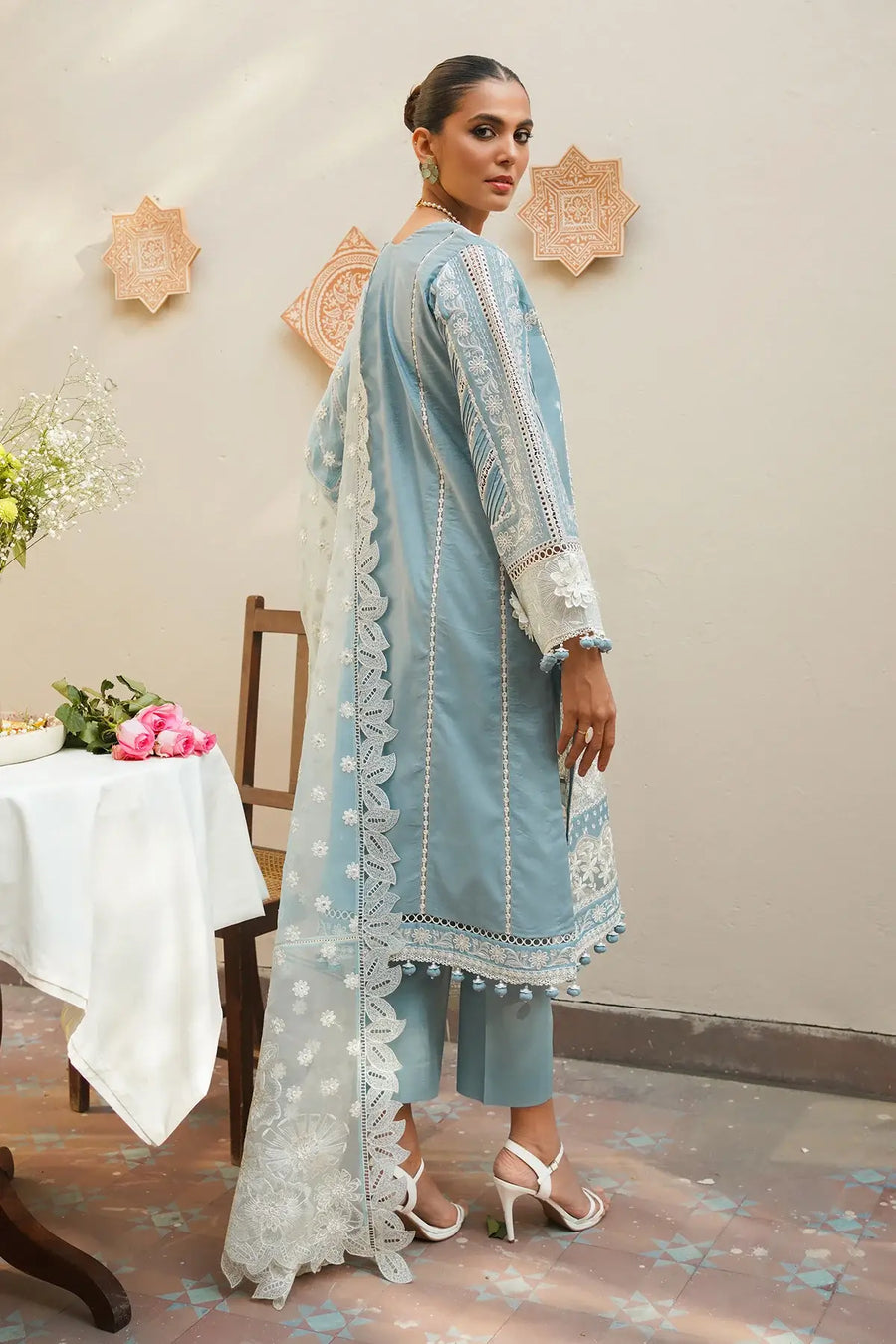 Baroque Fashion Embroidered Lawn Unstitched 3Piece Suit SL10-D03