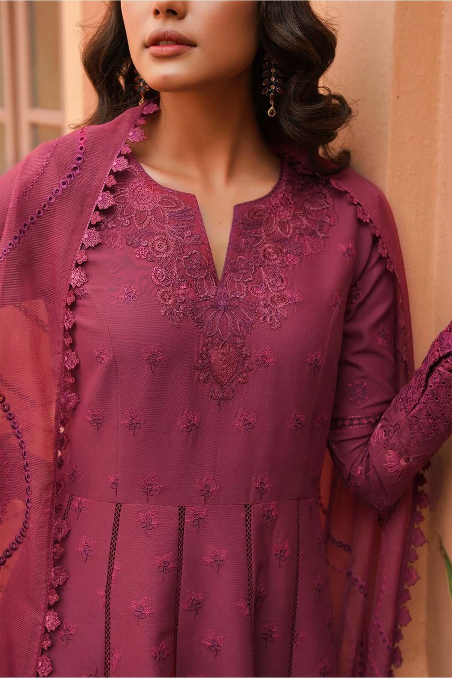 Baroque Fashion Embroidered Swiss Lawn Unstitched 3Piece Suit SL10-D05