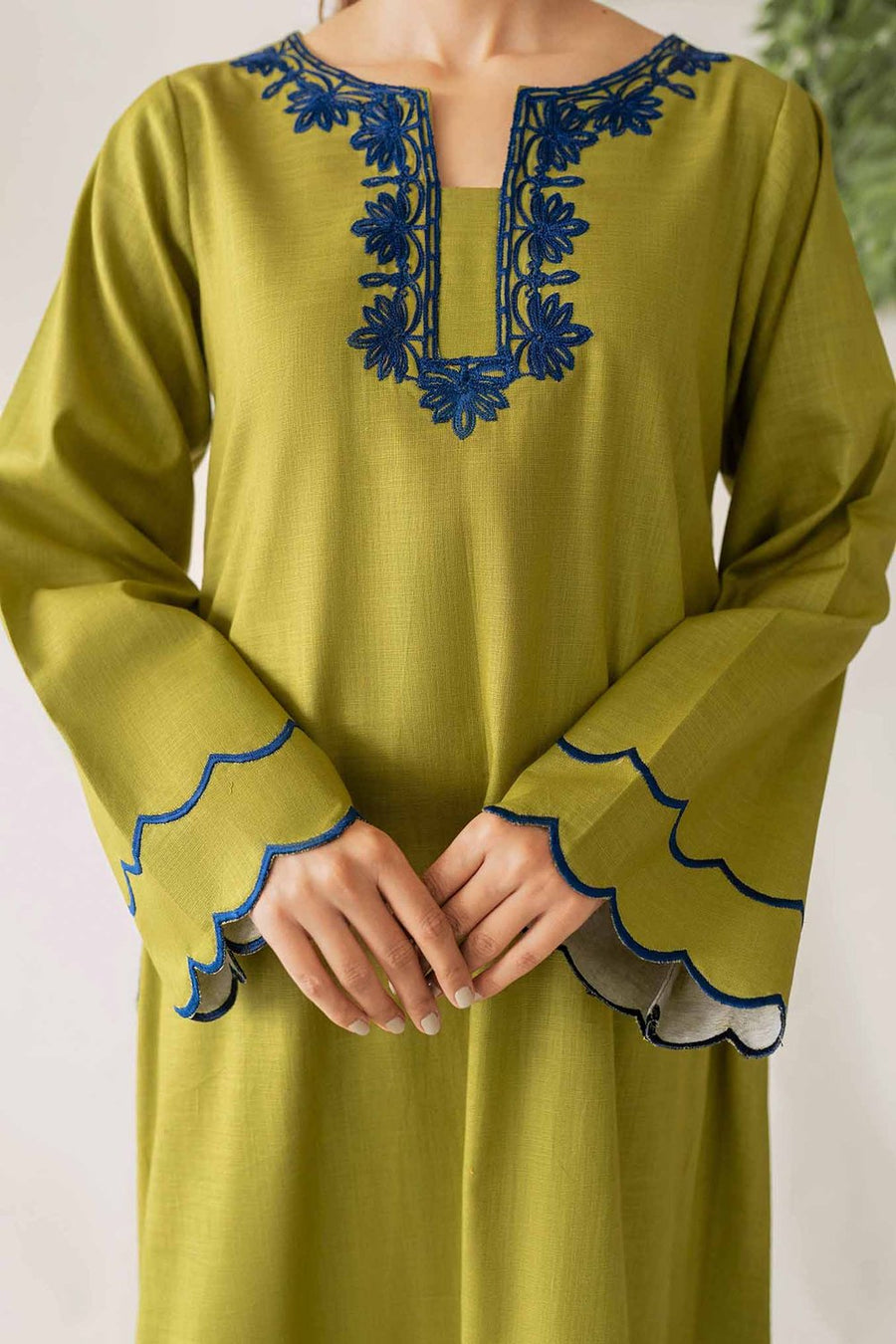 Nuriyaa Winter Tale Embroidered Pret Slub Khaddar 2pc Suit - SOPHIA - FaisalFabrics.pk