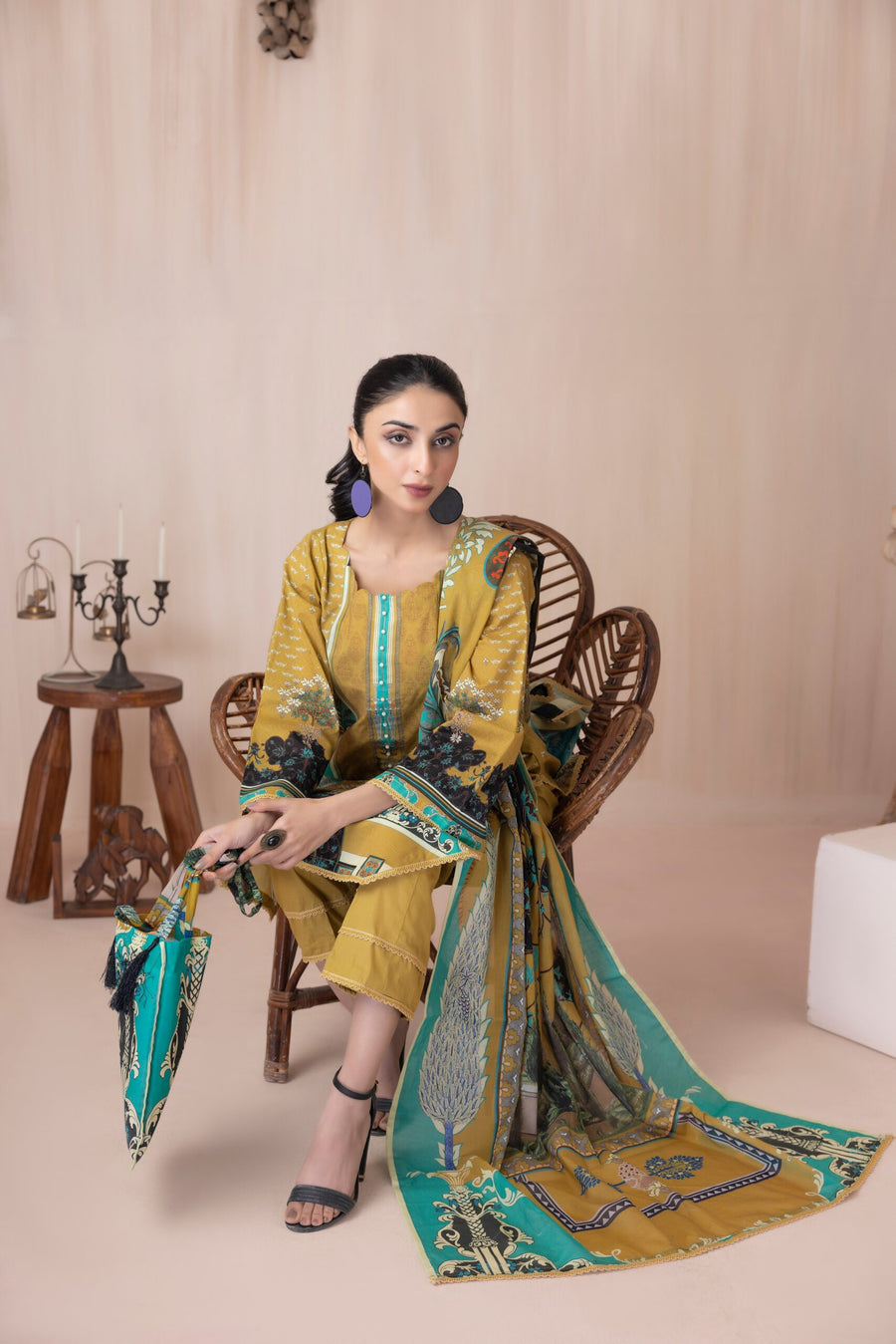 Regalia Salina Vol-03 Unstitched Printed Lawn 3Pc Suit SPLV3-08