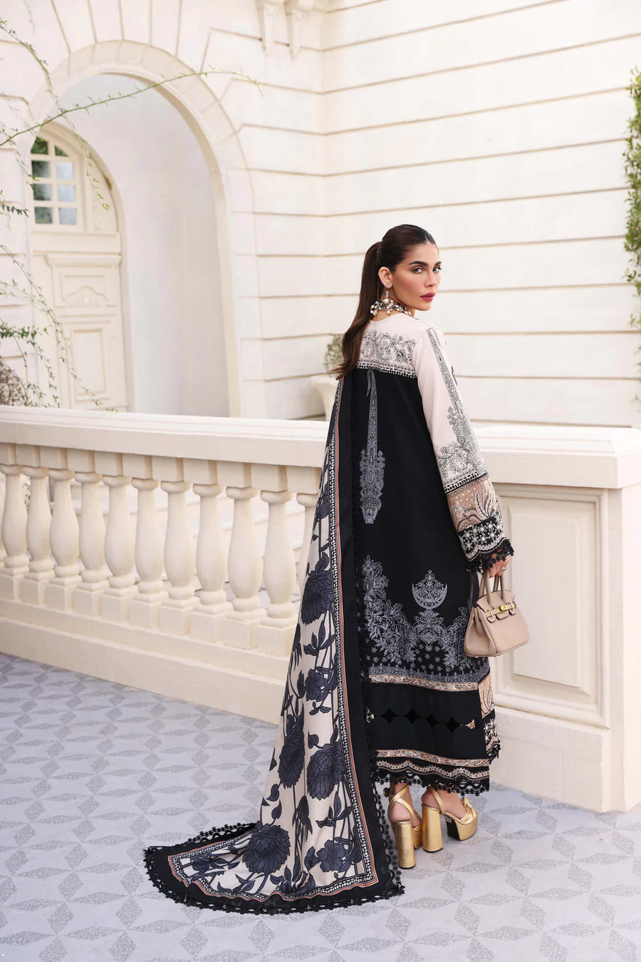 Sable Vogue Amalachi Embroidered Unstitched 3Pc Suit SWC-02-22