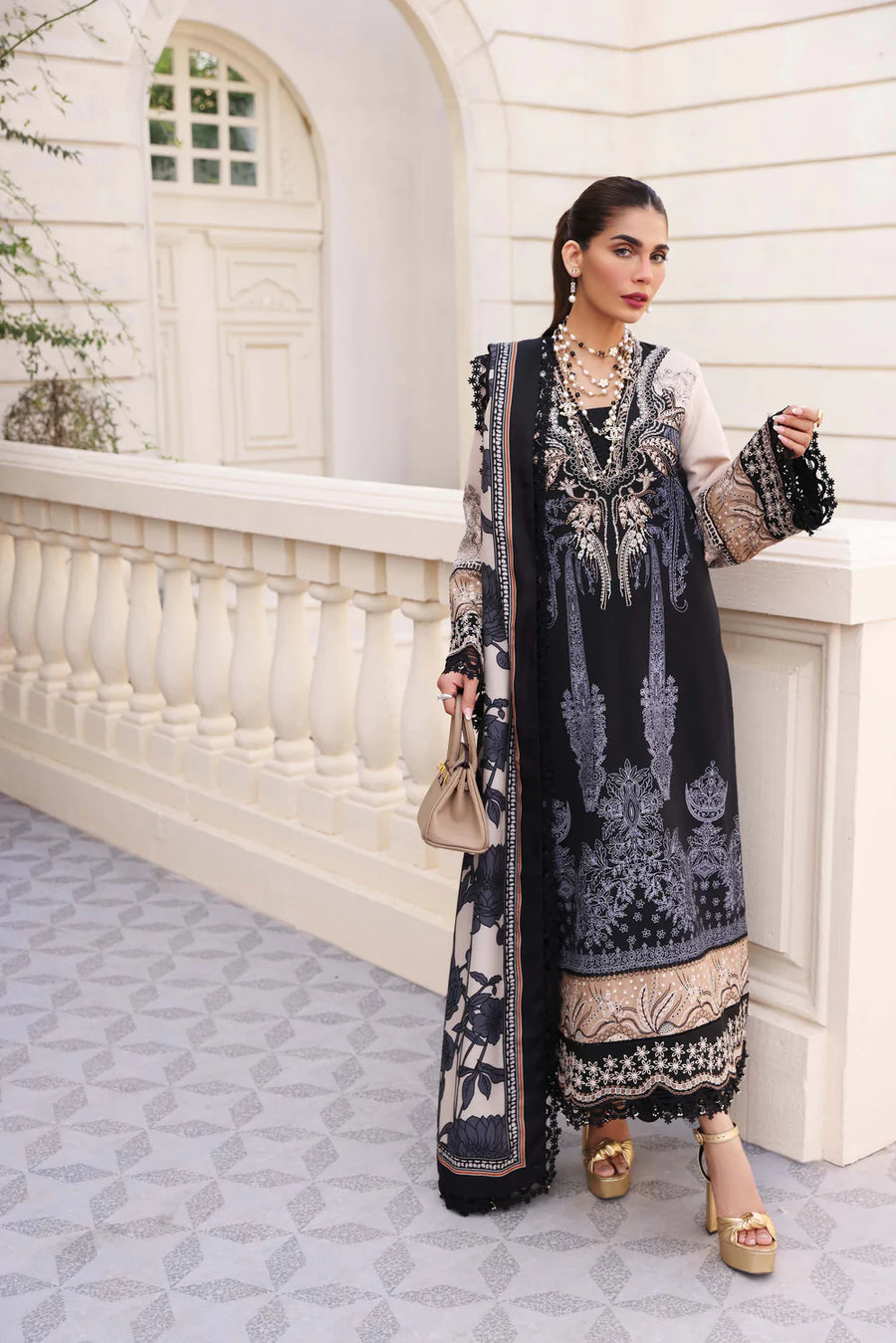 Sable Vogue Amalachi Embroidered Unstitched 3Pc Suit SWC-02-22