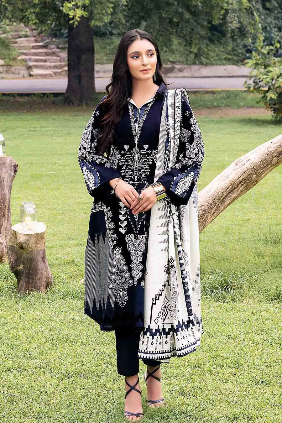 Gul Ahmed Winter Khaddar Unstitched Printed 2Pc Suit TK-22004
