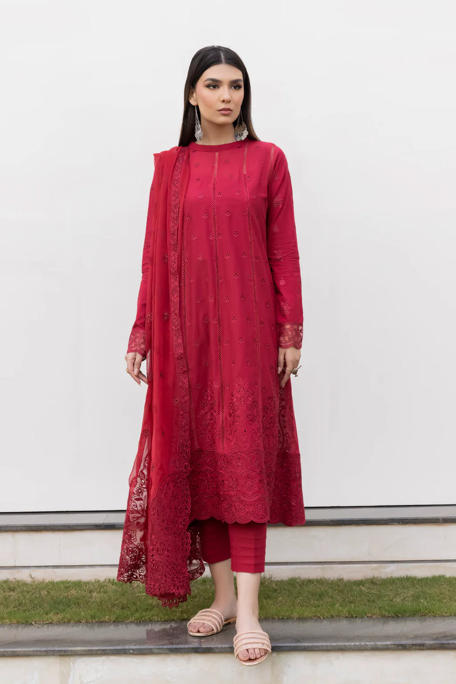 IZNIK Exclusive Embroidered Luxury Lawn Unstitched 3Pc Suit - RED SPINEL