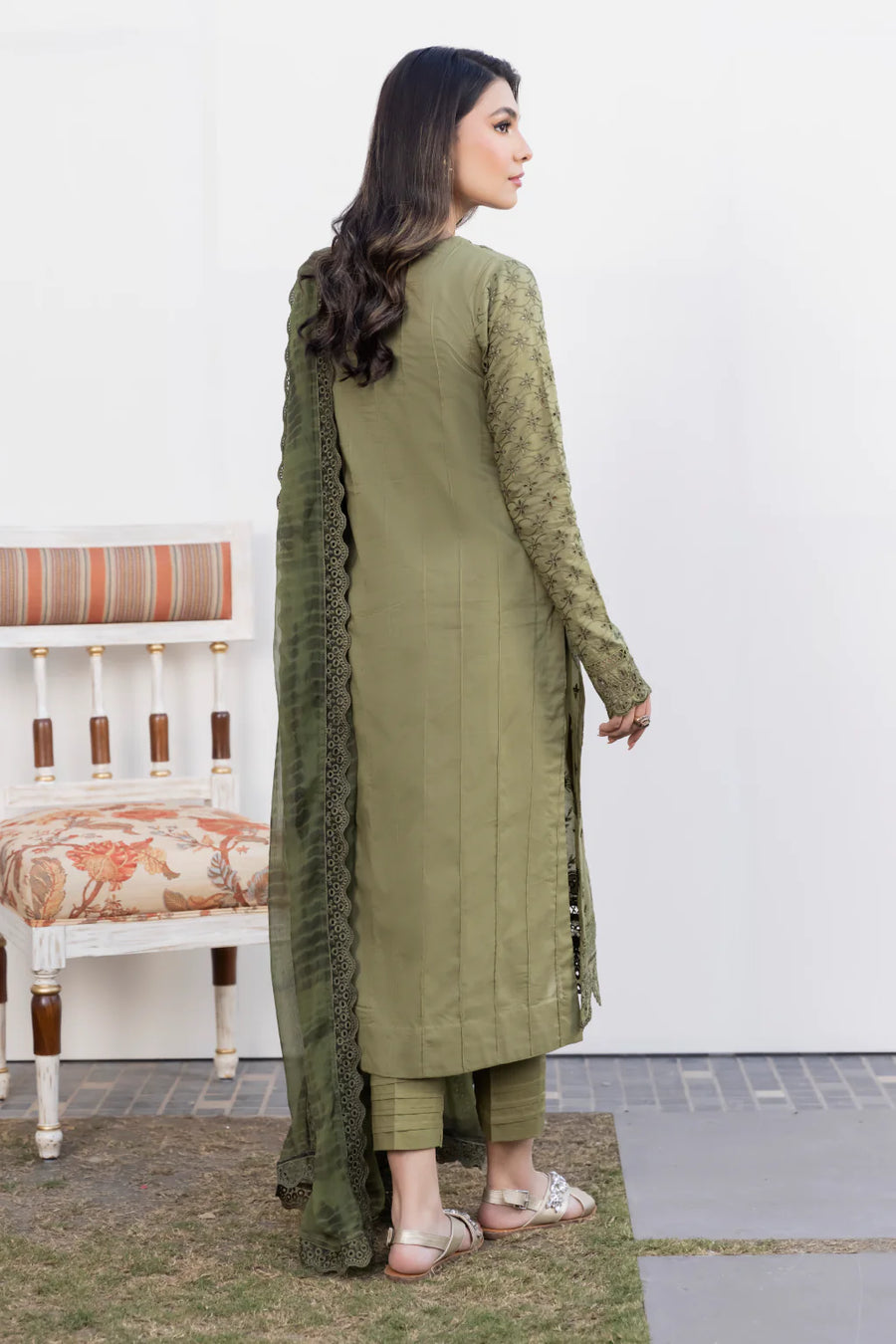 IZNIK Exclusive Embroidered Luxury Lawn Unstitched 3Pc Suit - HONEYDEW