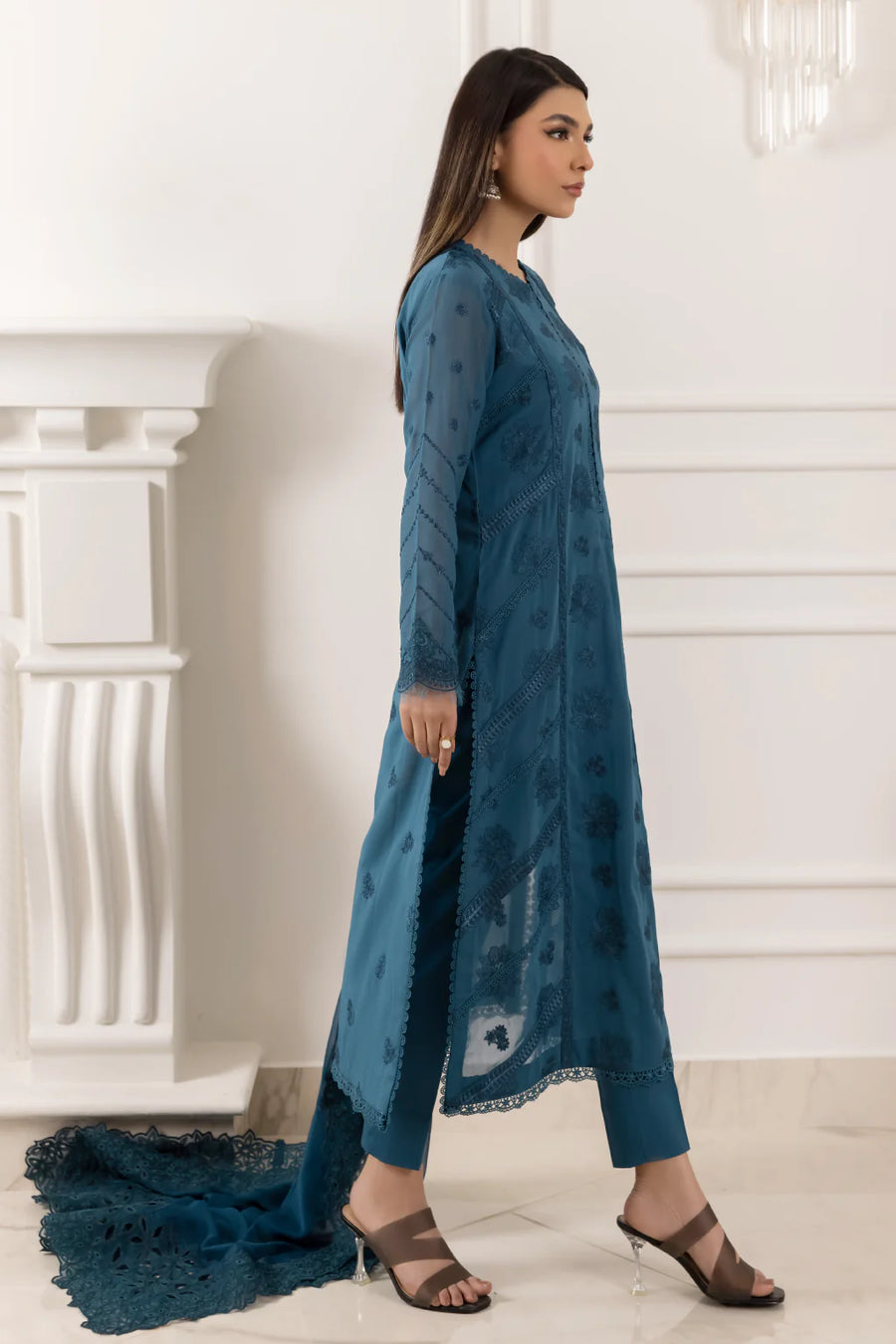 IZNIK Exclusive Embroidered Luxury Lawn Unstitched 3Pc Suit - ERIN