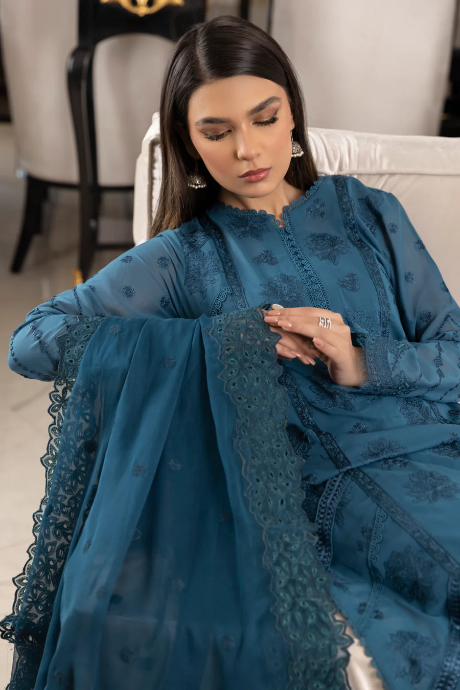 IZNIK Exclusive Embroidered Luxury Lawn Unstitched 3Pc Suit - ERIN