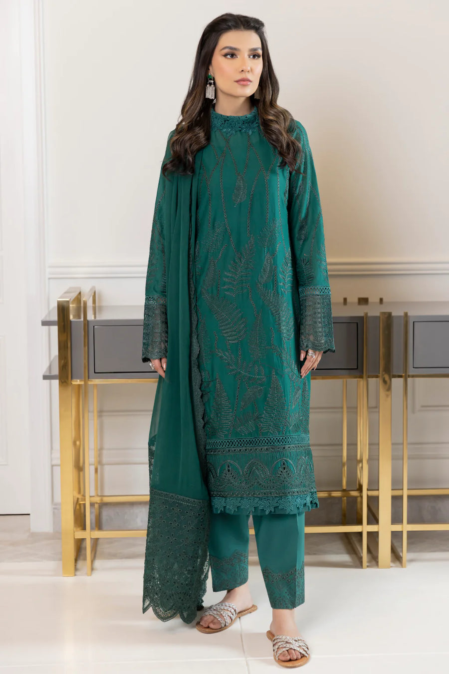 IZNIK Exclusive Embroidered Luxury Lawn Unstitched 3Pc Suit - SOMBRE