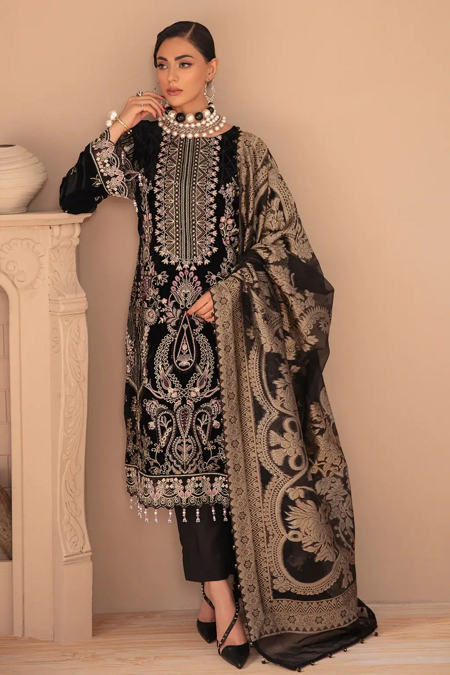 Ramsha Velvet Collection Vol-05 Unstitched Embroidered 3Pc Suit V-508