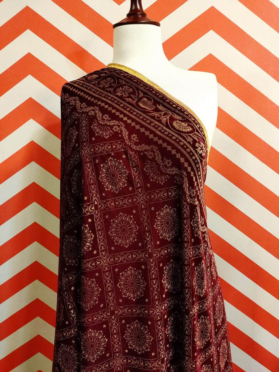 Premium Pearl Print Velvet Shawl For Women's VS21-01 - FaisalFabrics.pk