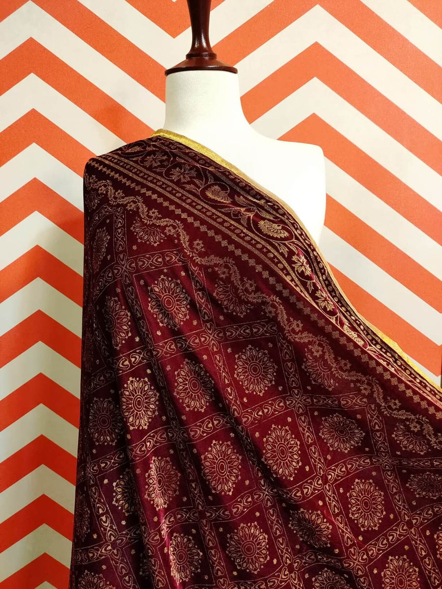 Premium Pearl Print Velvet Shawl For Women's VS21-01 - FaisalFabrics.pk