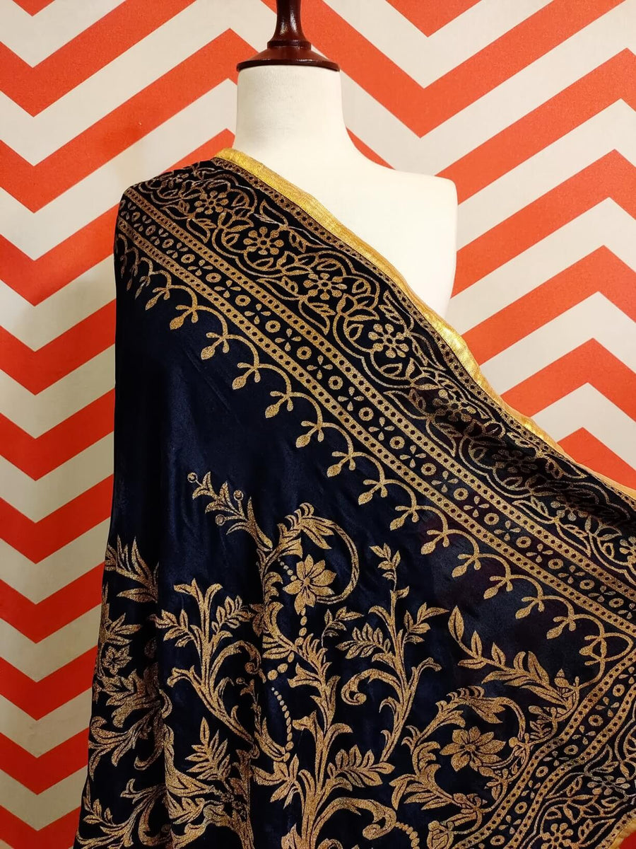 Premium Pearl Print Velvet Shawl For Women's VS21-05 - FaisalFabrics.pk