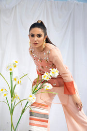 Tiffany-VRT-005