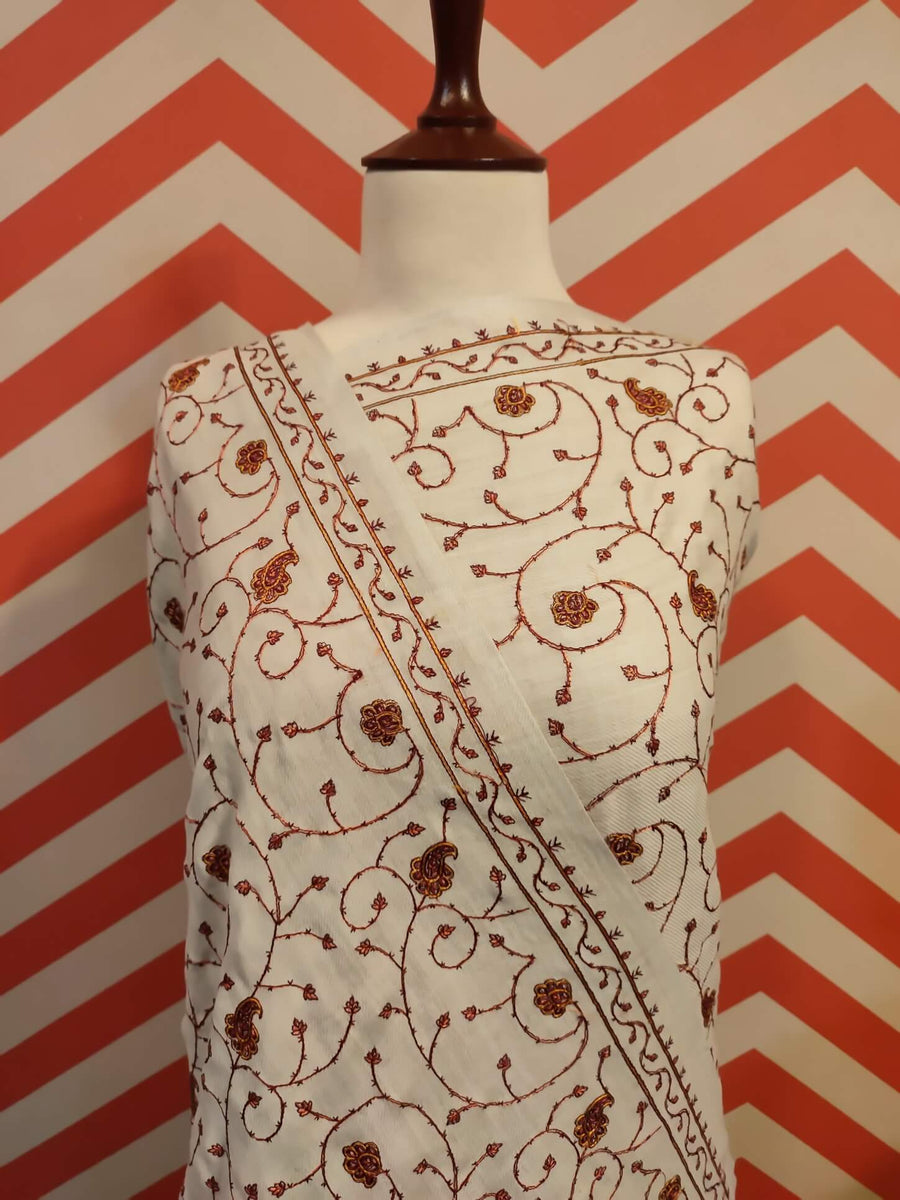 Womens Kashmiri Hand Embroidered Fine Wool Shawl RK-33 - FaisalFabrics.pk