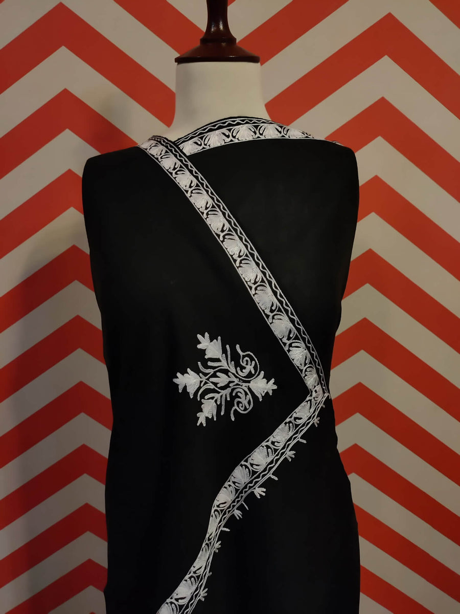 Womens Pashmina Wool Shawl with Embroidery Border work RK-52 - FaisalFabrics.pk