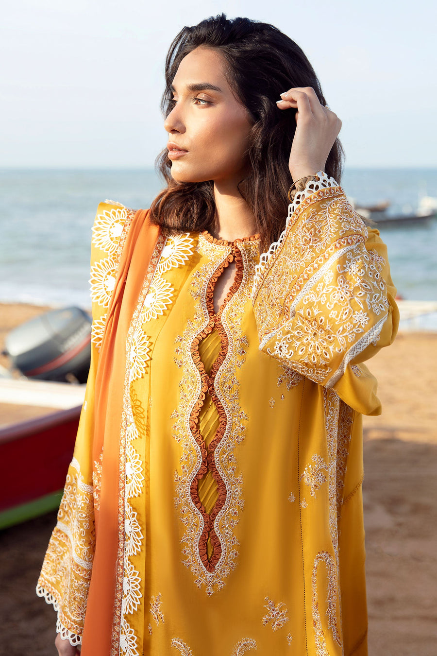 ZAHA by Khadijah Shah EMbroidered Lawn Unstitched 3Pc Suit ZL23-01 B