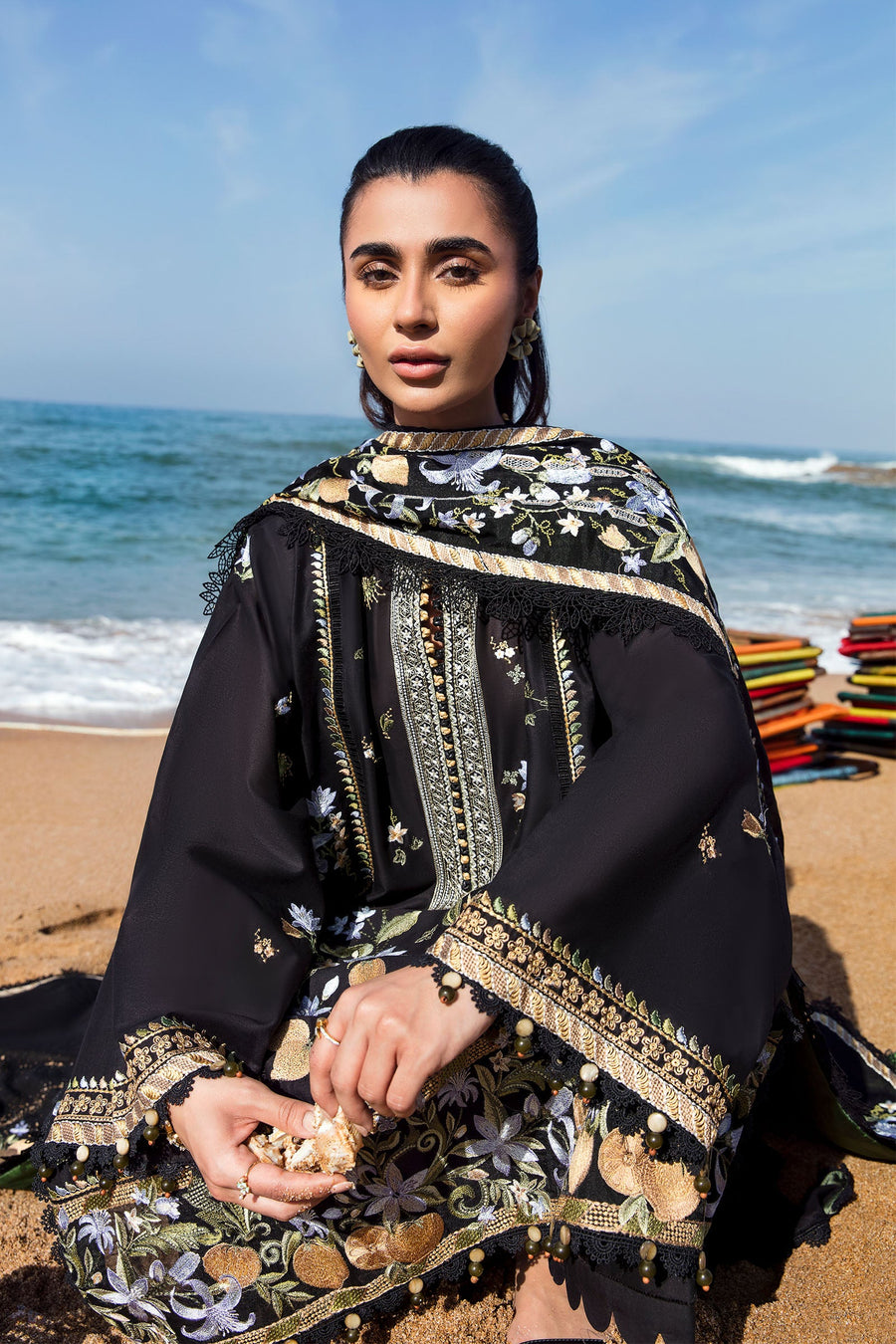 ZAHA by Khadijah Shah EMbroidered Lawn Unstitched 3Pc Suit ZL23-07 B