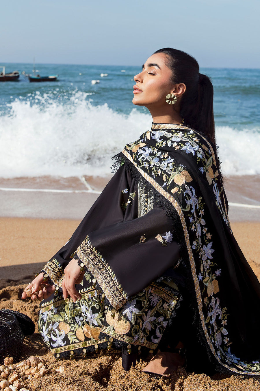 ZAHA by Khadijah Shah EMbroidered Lawn Unstitched 3Pc Suit ZL23-07 B