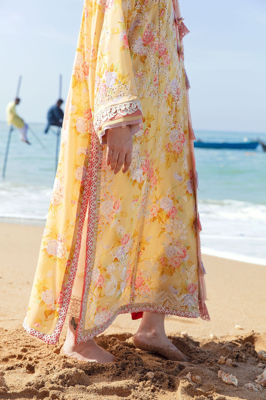 ZAHA by Khadijah Shah EMbroidered Lawn Unstitched 3Pc Suit ZL23-09 A