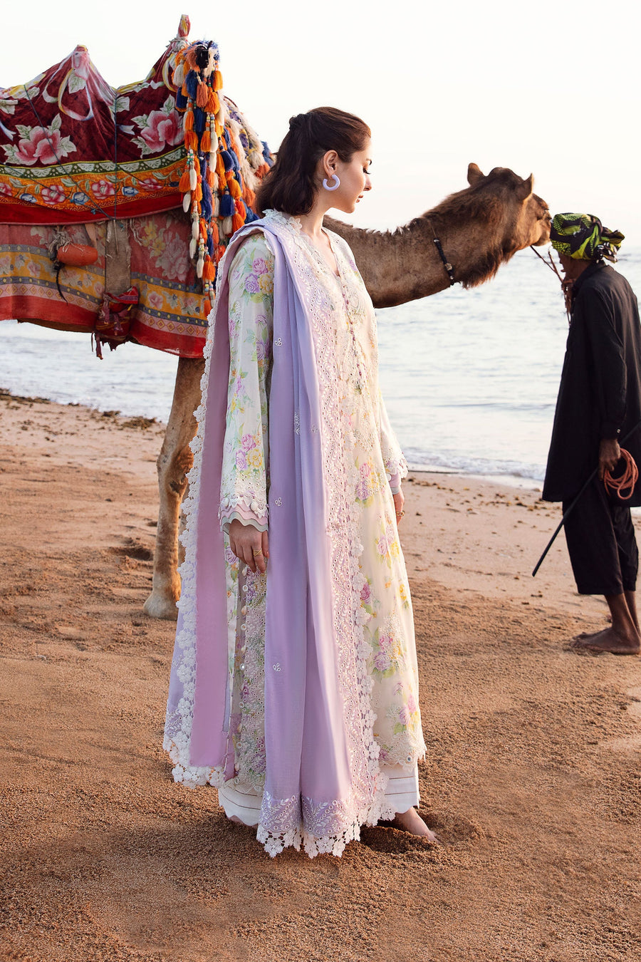 ZAHA by Khadijah Shah EMbroidered Lawn Unstitched 3Pc Suit ZL23-09 B