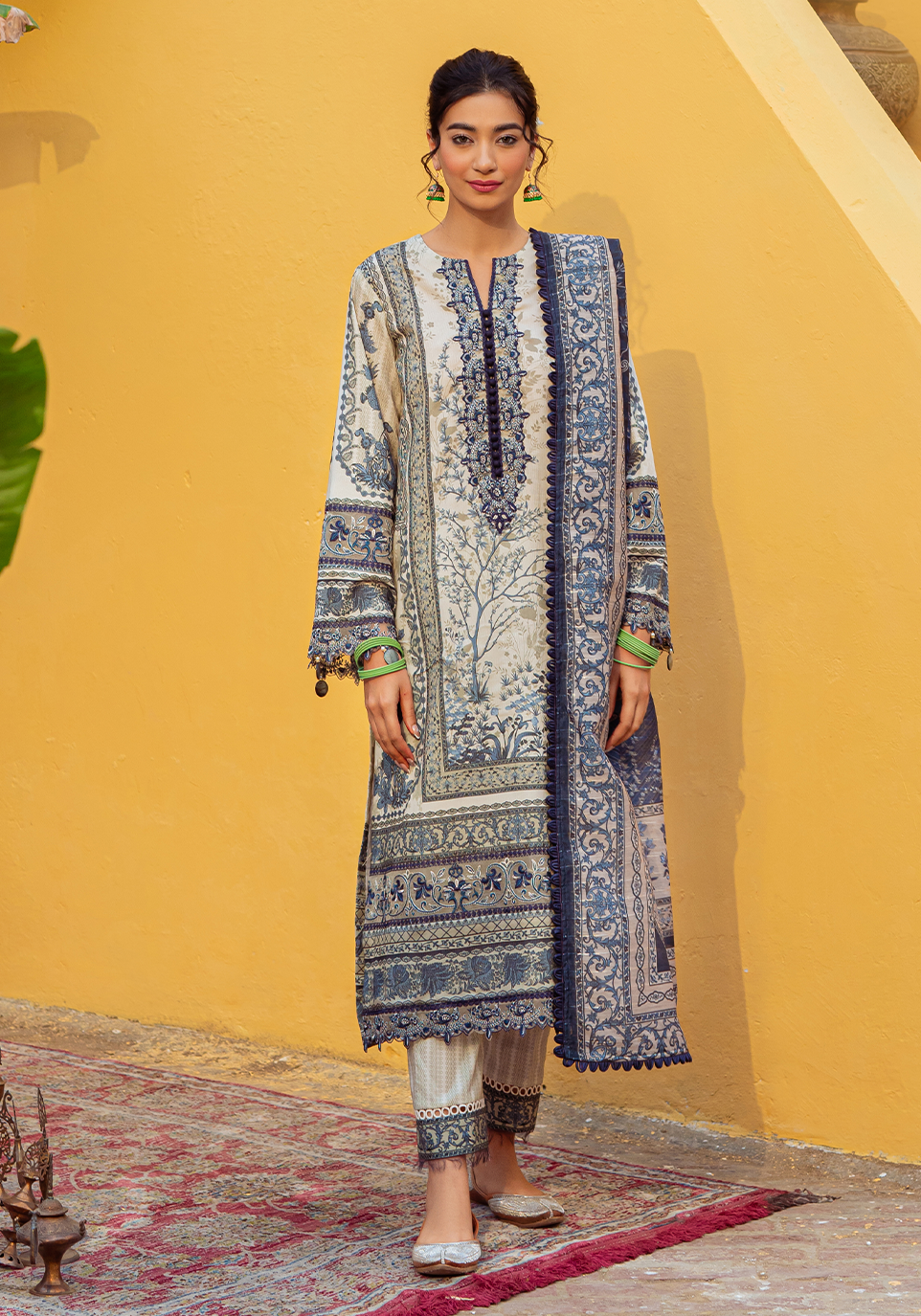 Zarqash Tresor Luxe Lawn Unstitched Embroidered 3 Piece Suit ZQ 3B