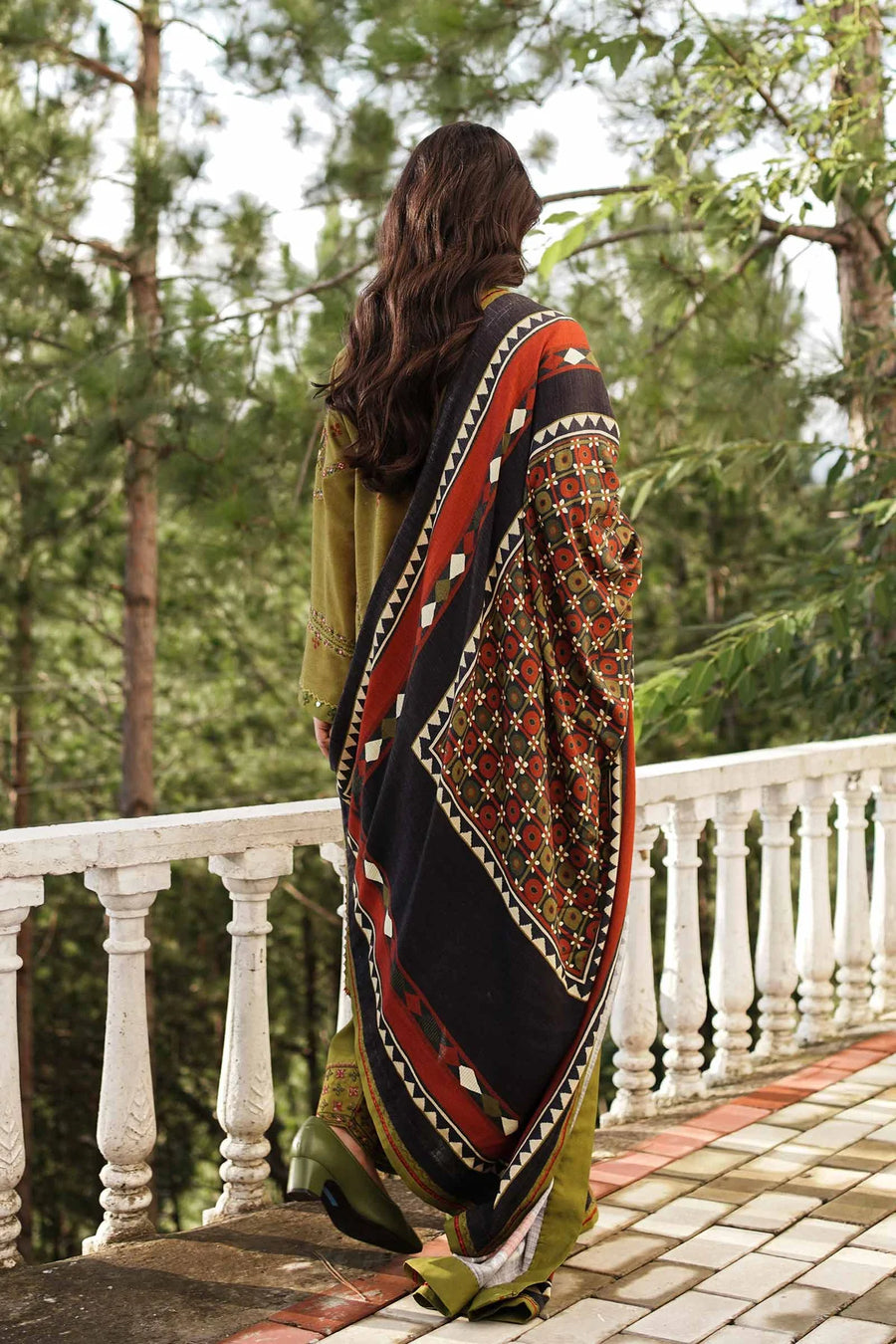 COCO by Zara Shahjahan Unstitched Embroidered 3Pc Suit D-5B