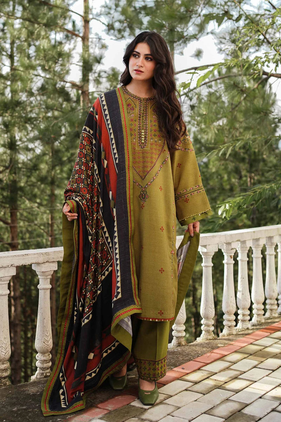 COCO by Zara Shahjahan Unstitched Embroidered 3Pc Suit D-5B