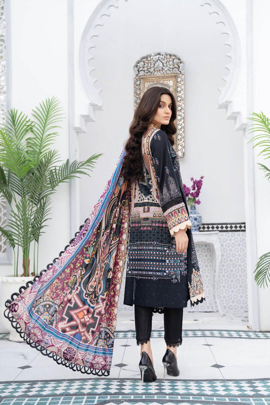 Noorangi Shaad Digital Printed Lawn Unstitched 3Pc Suit - Aswaad