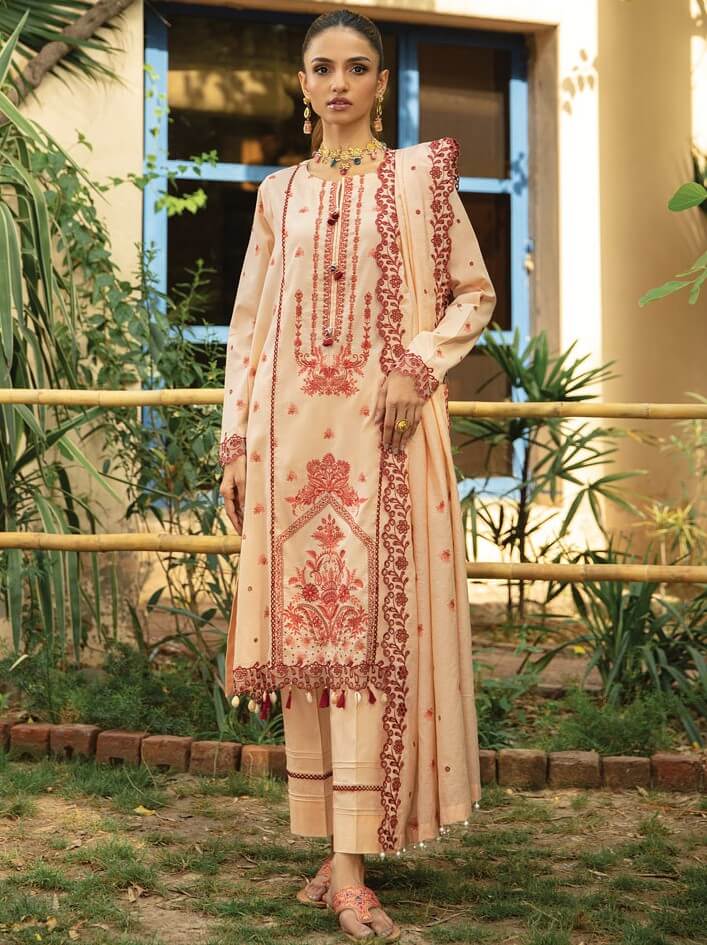 RAAYA D-07 CREME BOUQUET