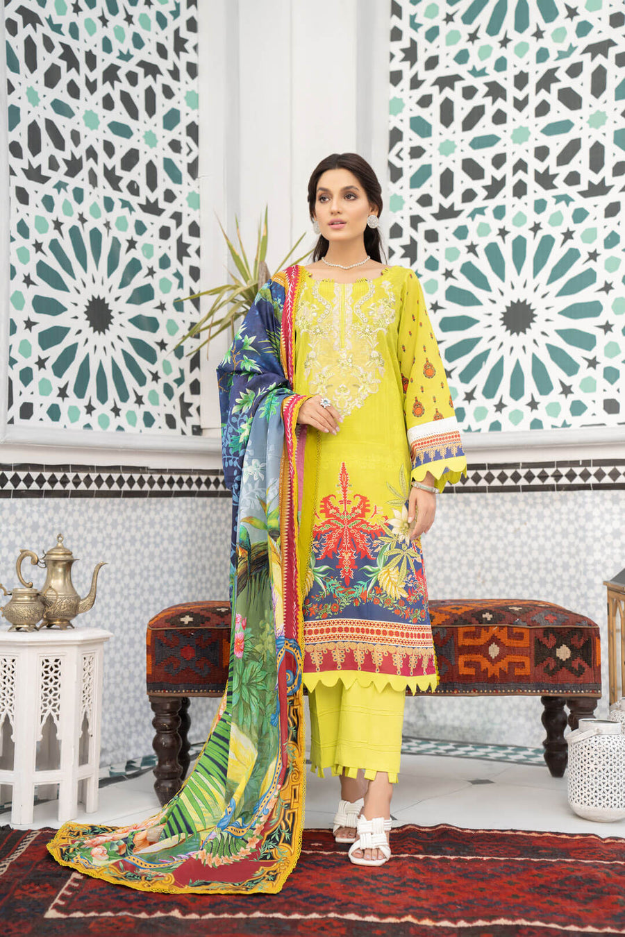Noorangi Shaad Digital Printed Lawn Unstitched 3Pc Suit - Dhaani