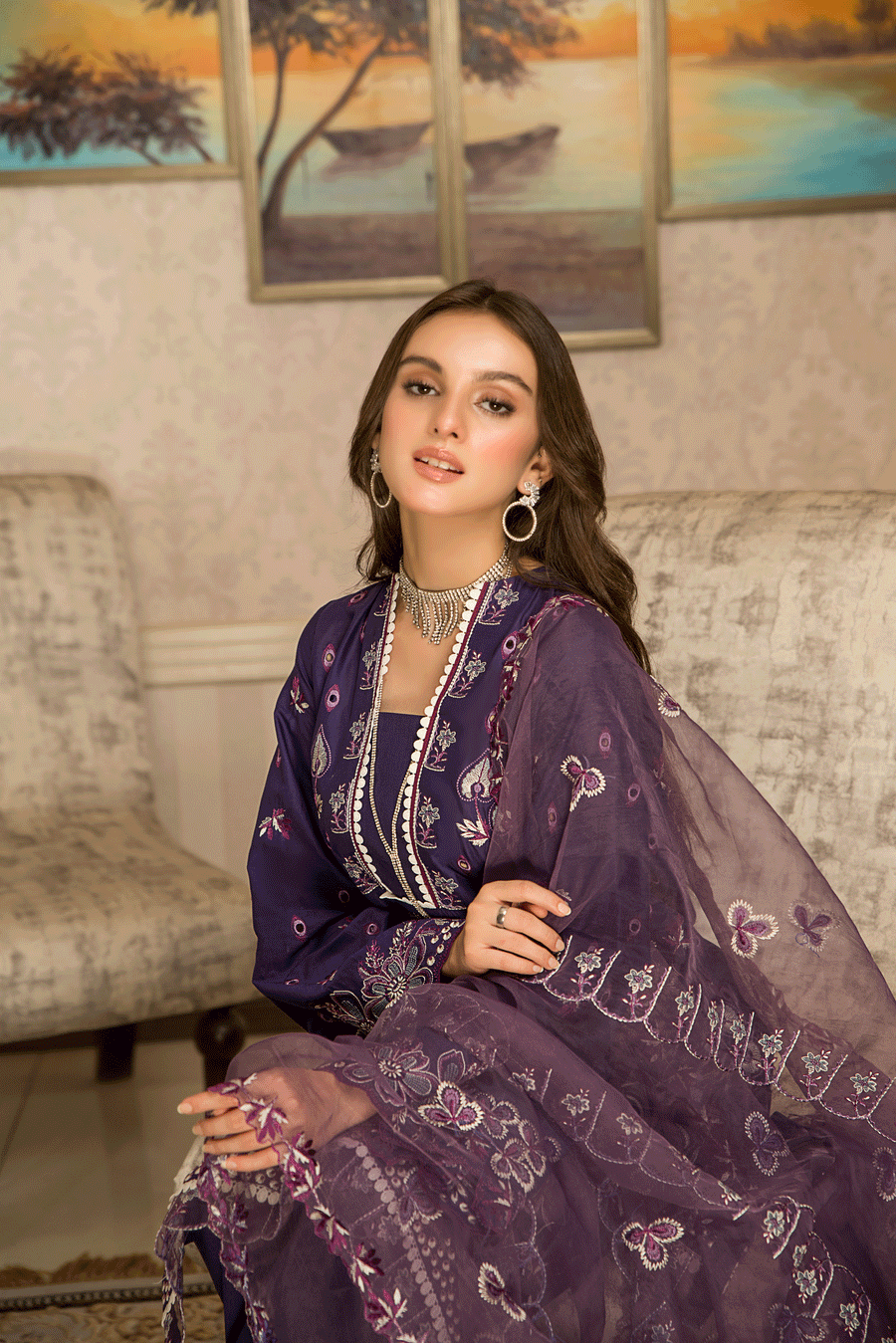 Suveez Pariza Embroidered Lawn 3 Piece Suit - CP-05 MARTINI